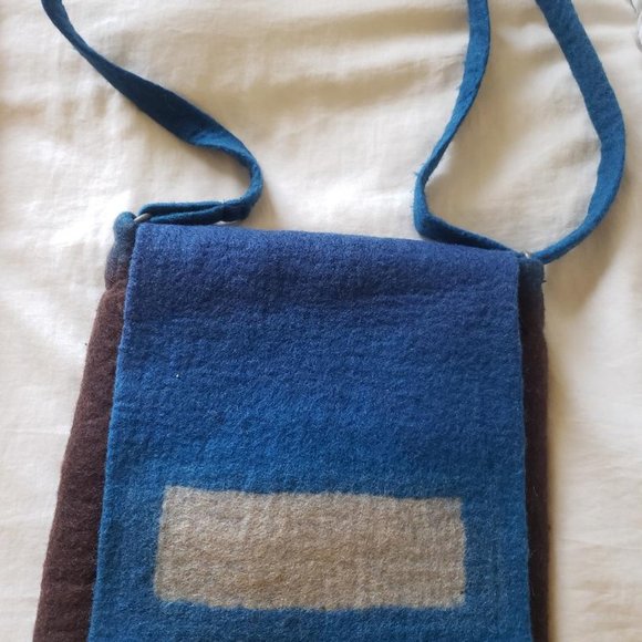 ERIK & MIKE 100% WOOL MESSENGER BAG - Picture 6 of 6